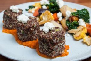 Recipe Mashup of the Week:  DC Harvest’s Crispy Quinoa Cakes with Kale & Roasted Vegetables On Carrot Puree Topped with Goat Cheese