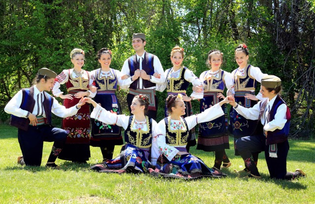 Serbian Dancers